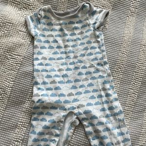 Gymboree clouds onesie with pockets